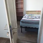 Utulne Ubytovanie V Meste Presov - 4 Osoby - Sukromna Uzamykatelna Izba, Rychle A Stabilne Wi-Fi, Smart Tv-55 Palcov, Bezplatne Parkovanie, Pracka, Susicka A Plne Vybavena Kuchyna Prešov