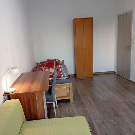 Utulne - Sekcov Homestay *